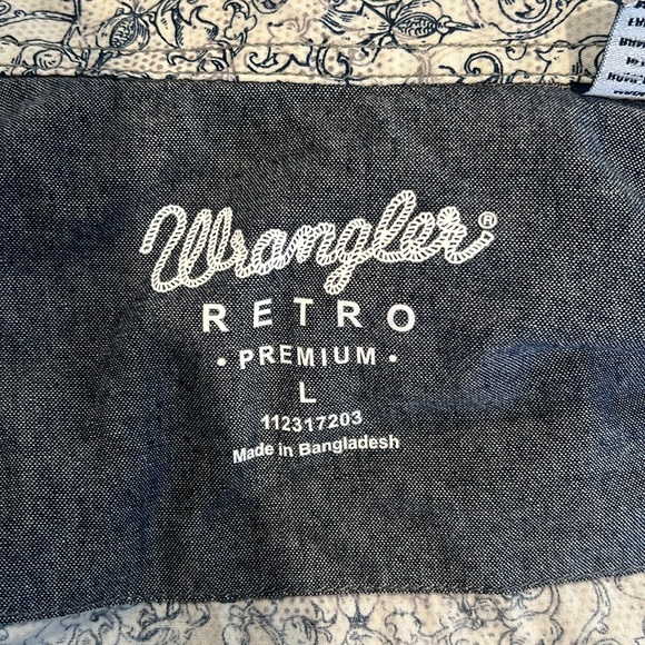 Wrangler Retro Pearl Snap Western Shirt - Picture 3 of 6